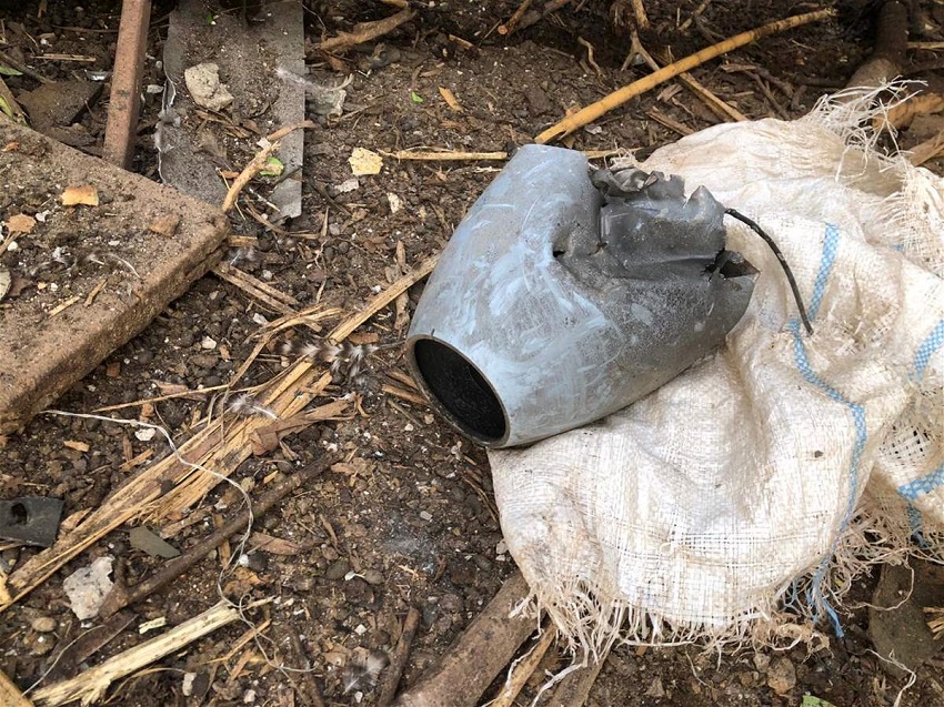 العثور على صاروخ غير منفجر بشكل كامل عند مدخل مخيم الرشيدية قرب حاجز الجيش اللبناني